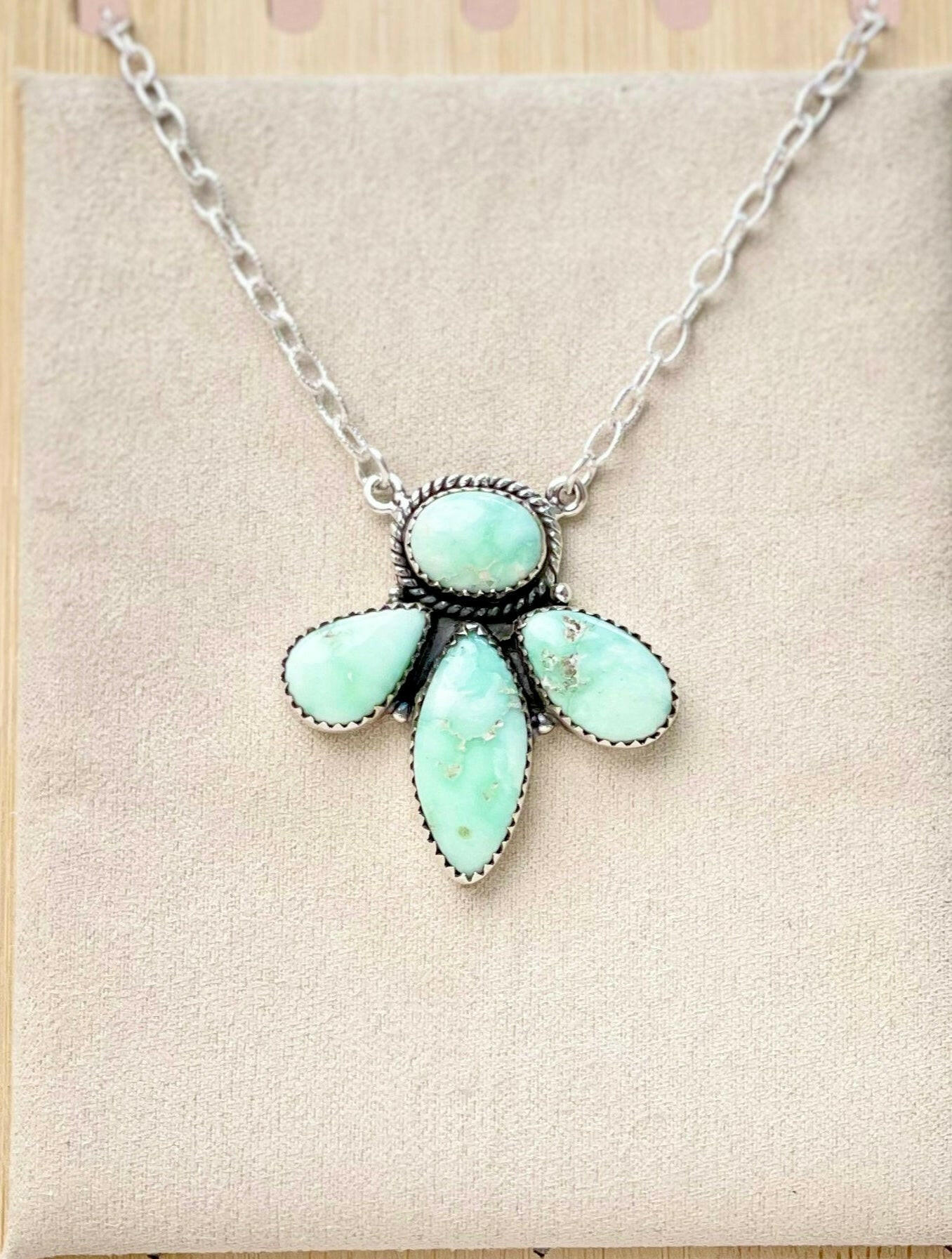 Paloma Three Petal Chain Necklace-Necklaces-Krush Kandy, Women's Online Fashion Boutique Located in Phoenix, Arizona (Scottsdale Area)