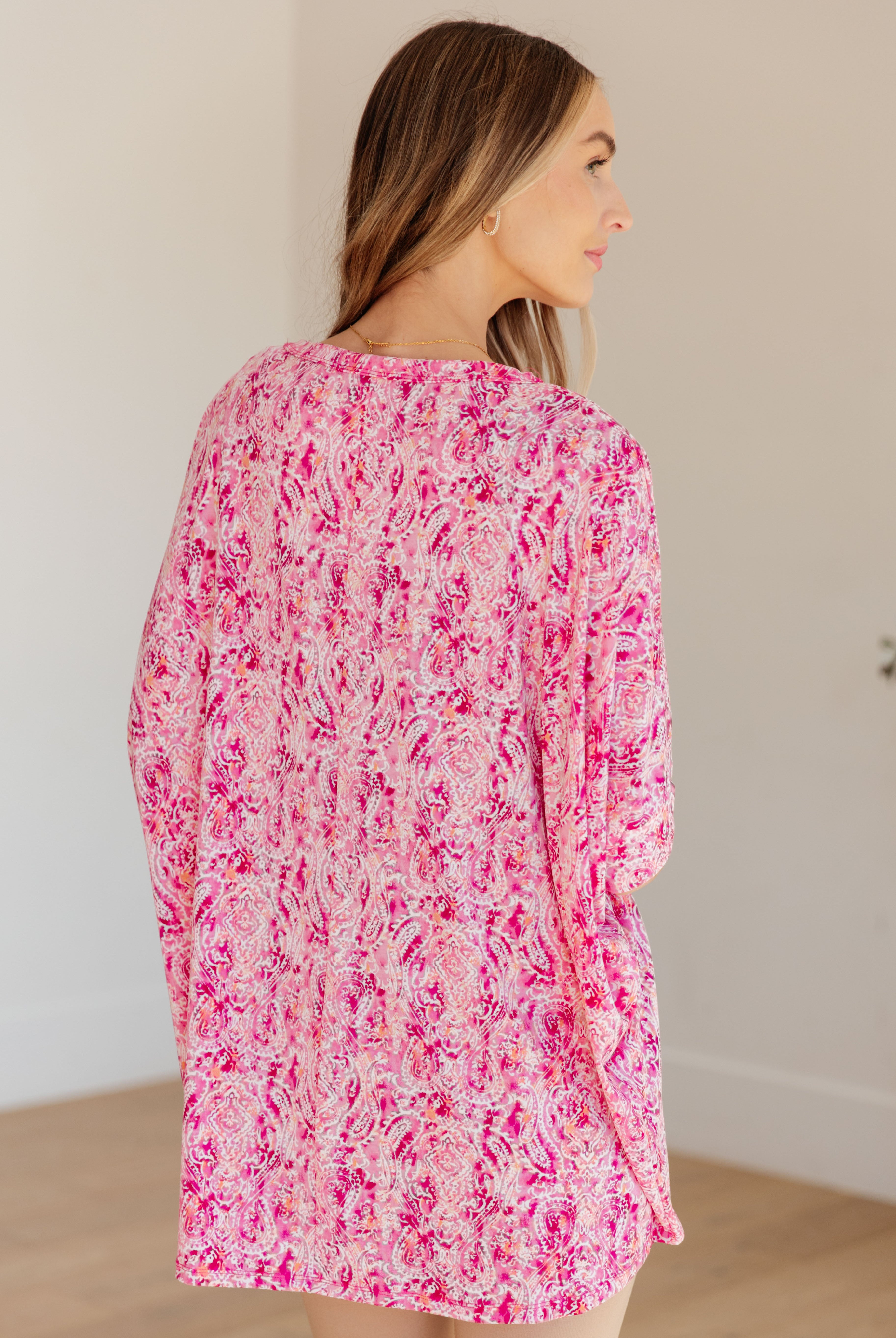 Essential Blouse in Fuchsia and White Paisley-Short Sleeve Tops-Krush Kandy, Women's Online Fashion Boutique Located in Phoenix, Arizona (Scottsdale Area)