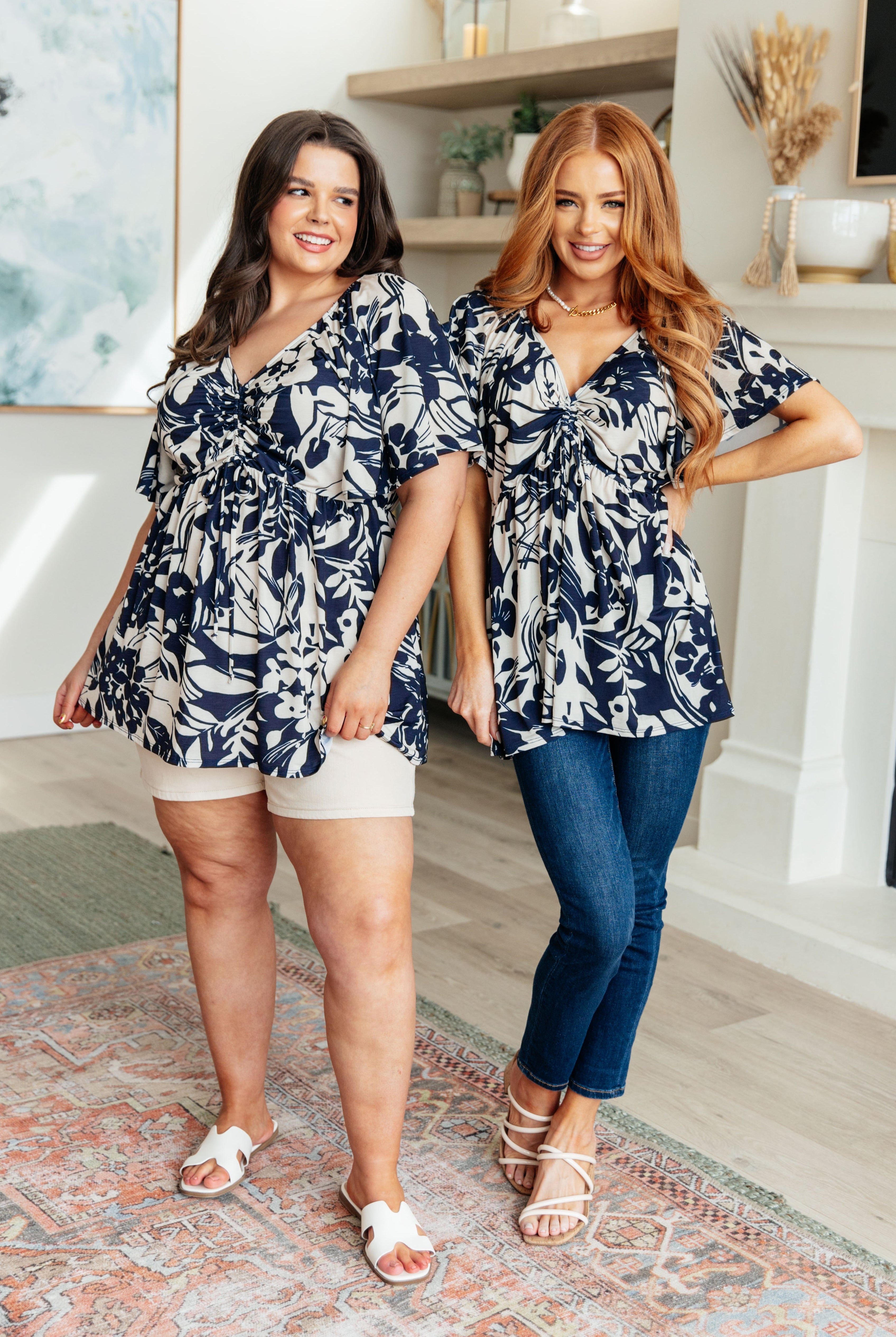 In Contrast Floral V-Neck Top-Short Sleeve Tops-Krush Kandy, Women's Online Fashion Boutique Located in Phoenix, Arizona (Scottsdale Area)