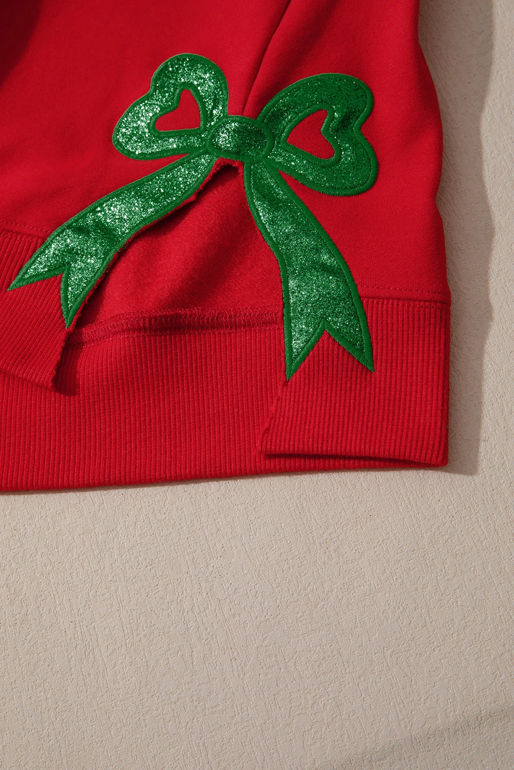 Merry Glow Sweatshirte.webp