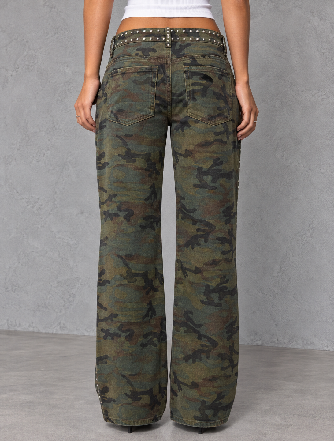 Studded Camouflage Wide-Leg Jeans.png