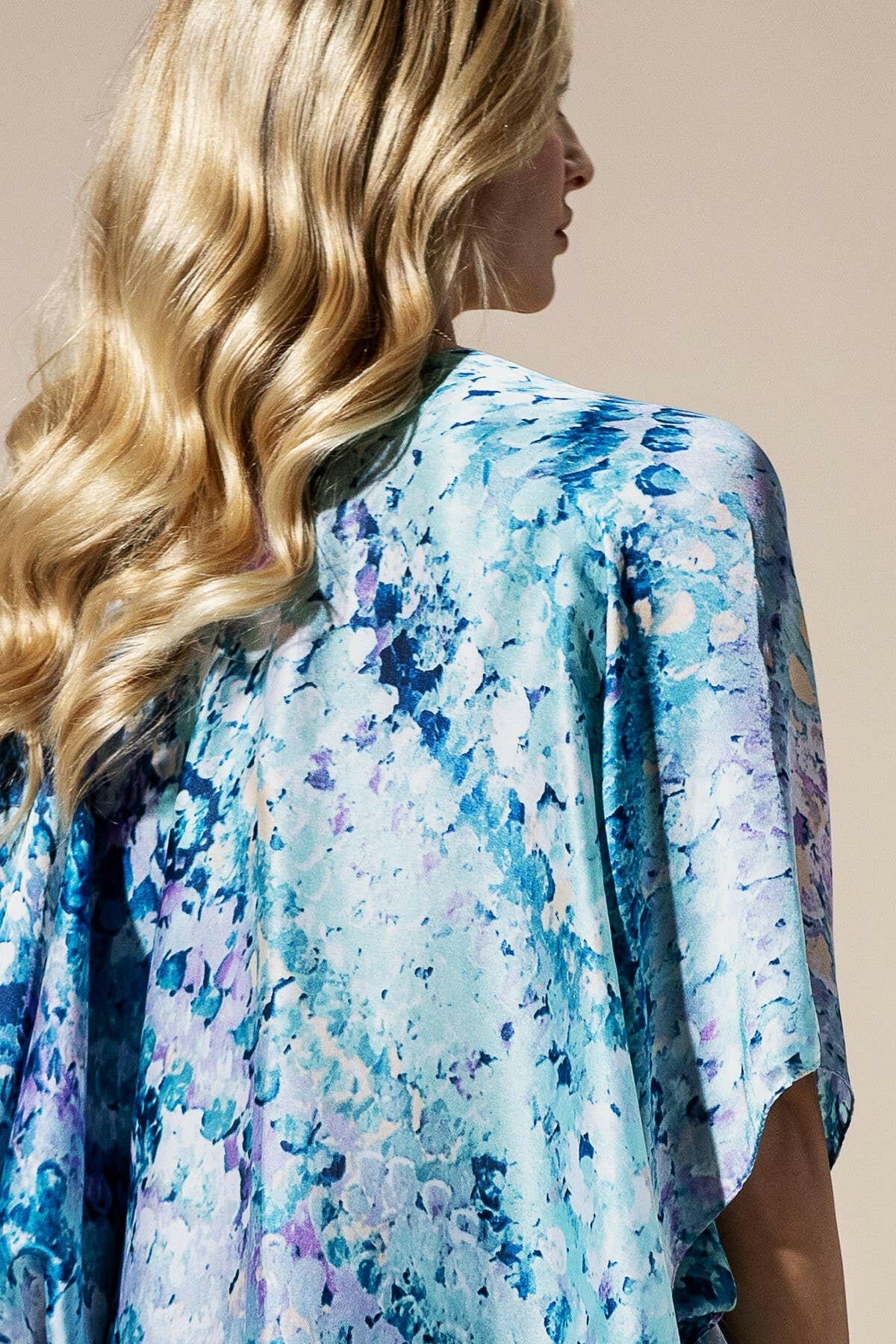 Abstract Print Silky Feel Kimono-Kimono-Krush Kandy, Women's Online Fashion Boutique Located in Phoenix, Arizona (Scottsdale Area)