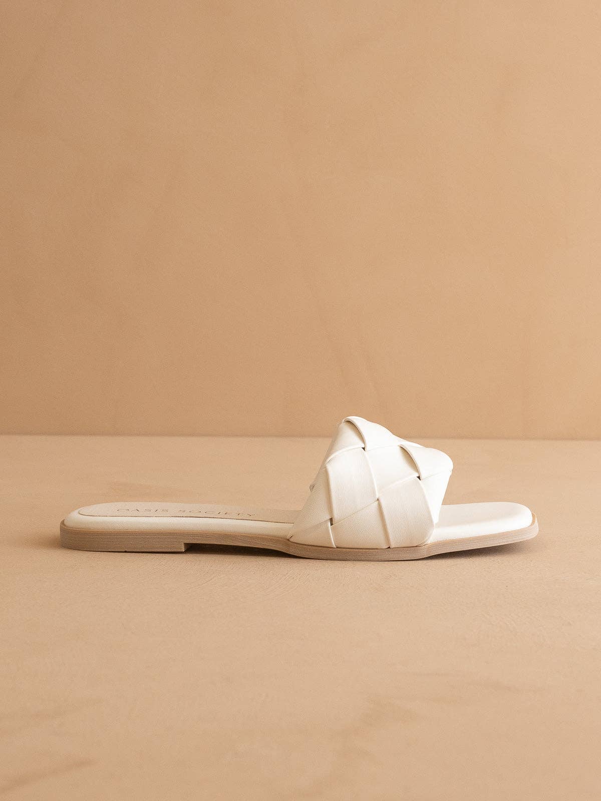The Darla | White Woven Slide Sandal