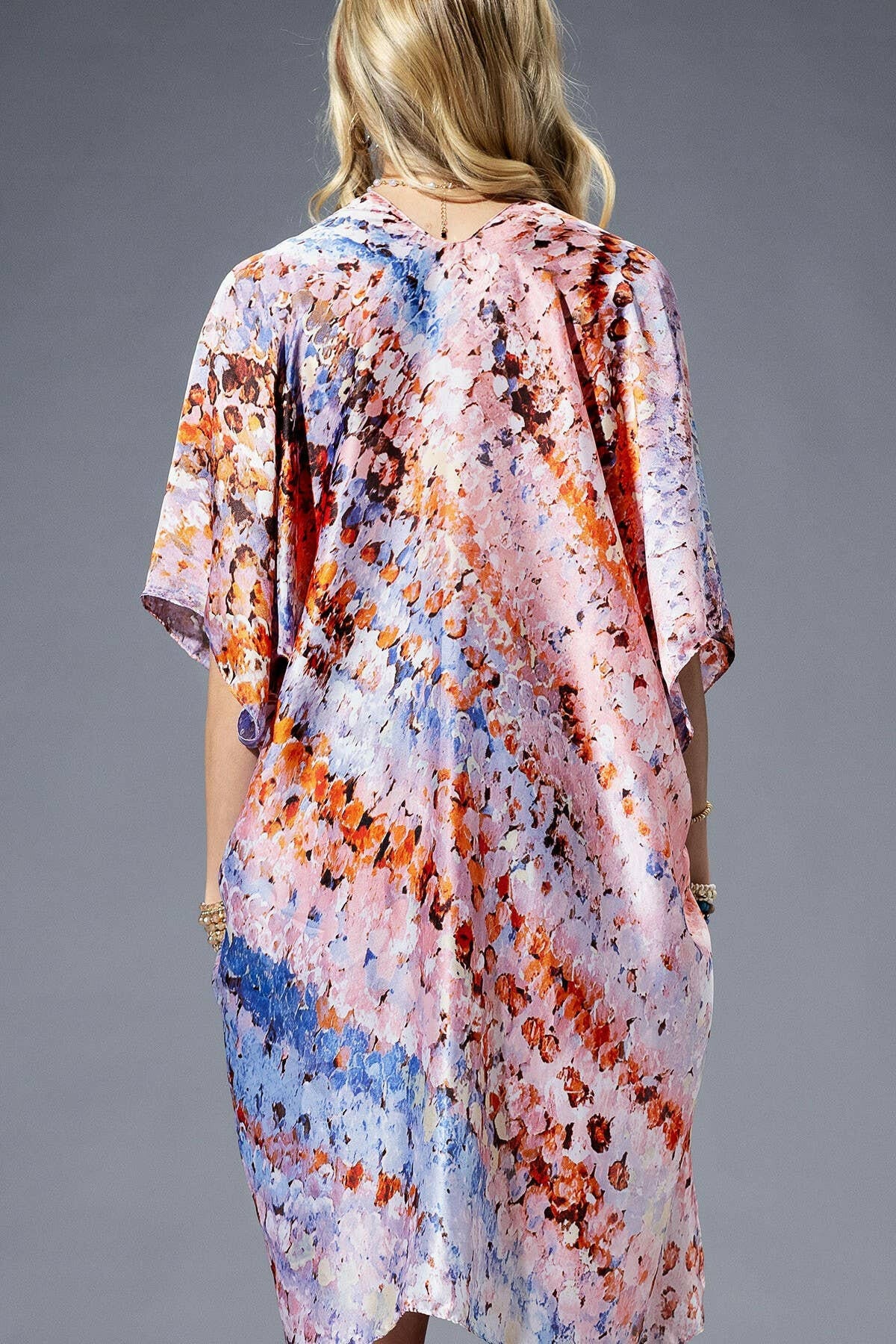 Abstract Print Silky Feel Kimono-Kimono-Krush Kandy, Women's Online Fashion Boutique Located in Phoenix, Arizona (Scottsdale Area)