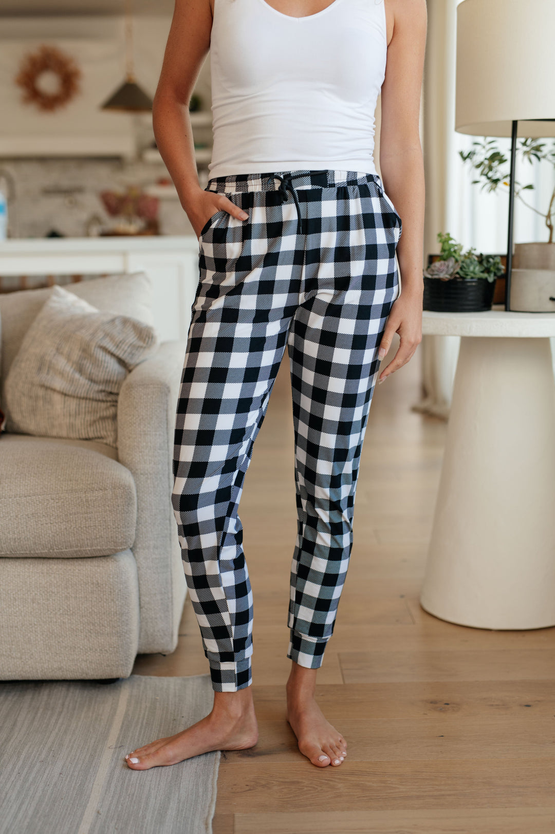 Your New Favorite Joggers in Black and White Check-Joggers-Krush Kandy, Women's Online Fashion Boutique Located in Phoenix, Arizona (Scottsdale Area)