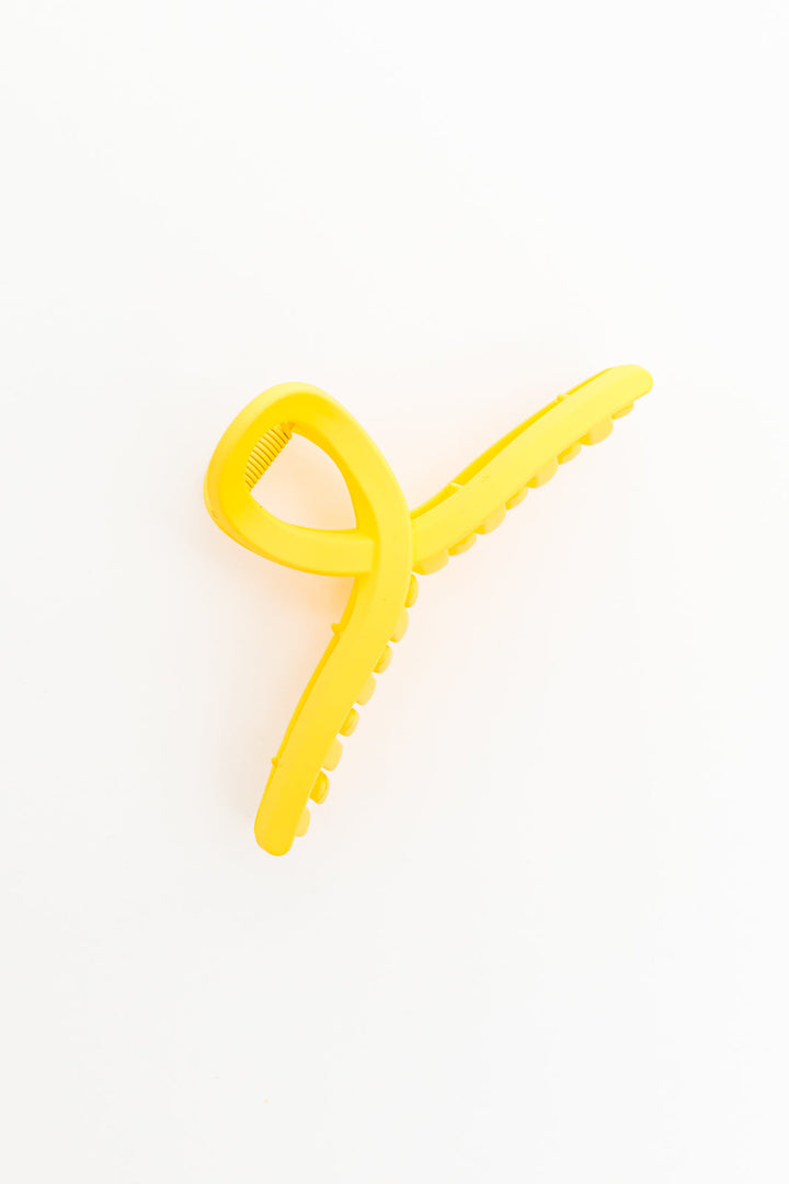 Claw Clip Set of 4 in Lemon-Beauty-Krush Kandy, Women's Online Fashion Boutique Located in Phoenix, Arizona (Scottsdale Area)