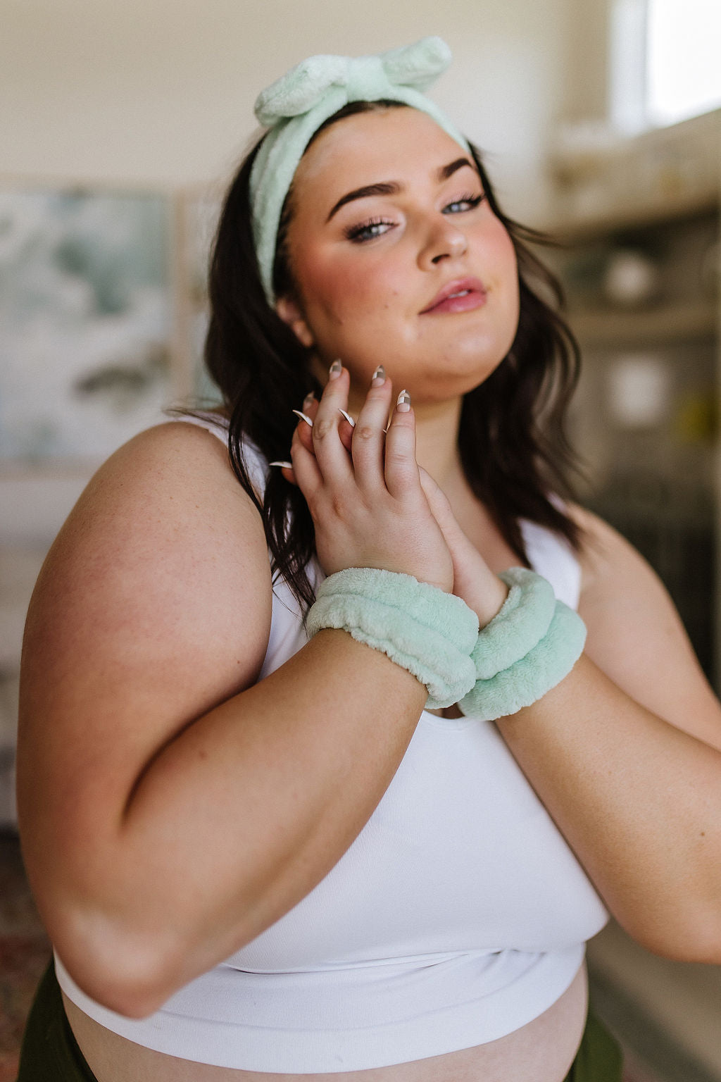 Effortless Days Stretchy Headband & Wristband Set in Sage-Beauty-Krush Kandy, Women's Online Fashion Boutique Located in Phoenix, Arizona (Scottsdale Area)