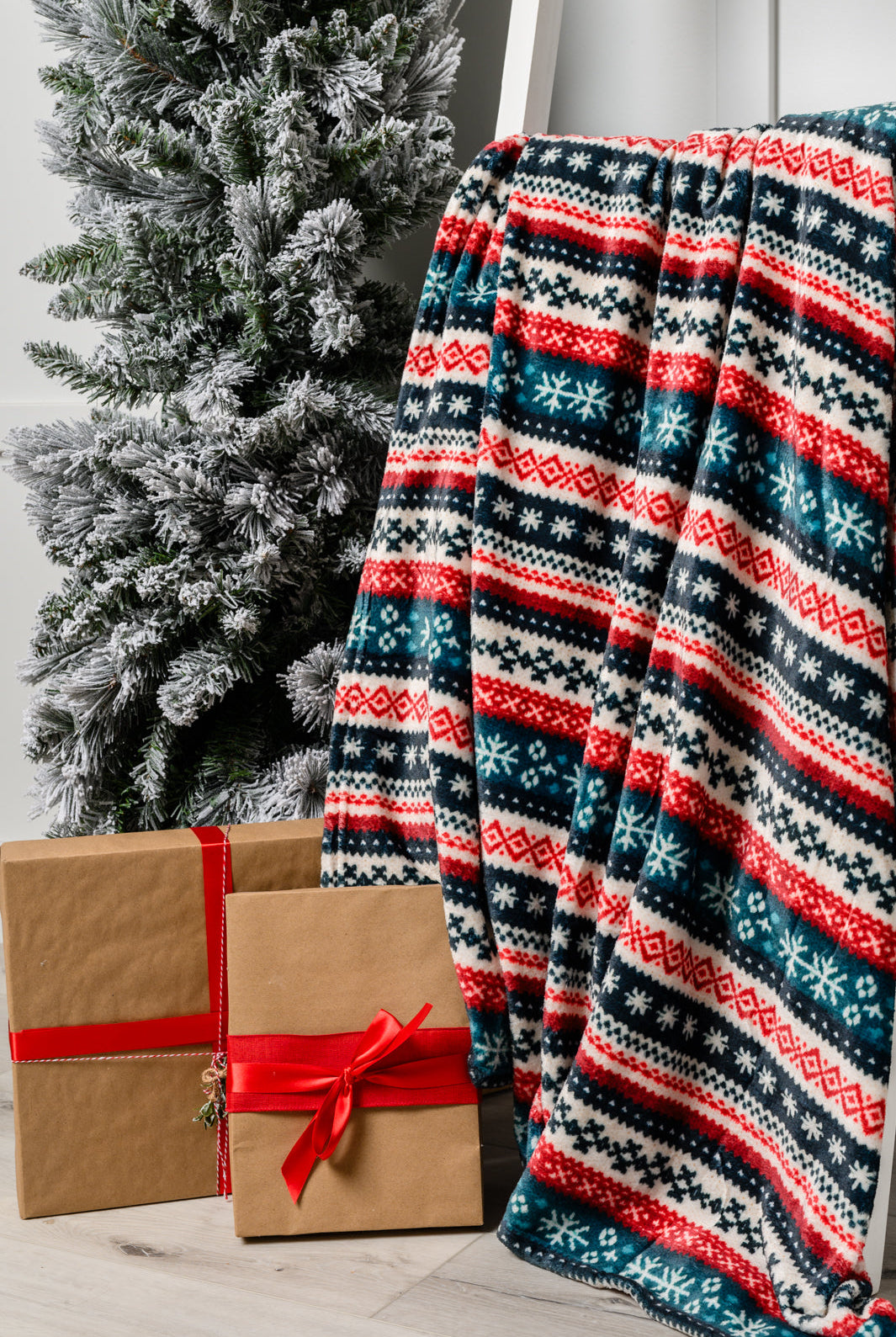 Holiday Fleece Blanket in Sweater Knit-Blankets-Krush Kandy, Women's Online Fashion Boutique Located in Phoenix, Arizona (Scottsdale Area)