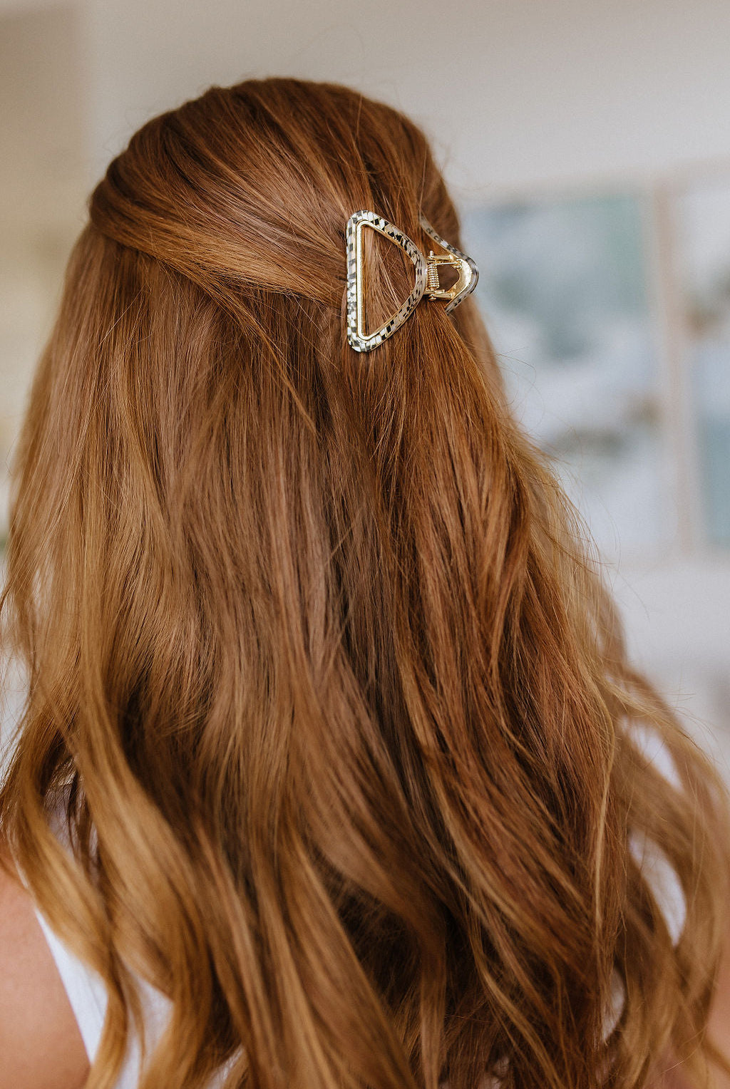 Speckled Triangle Claw Clip-Hair Accessories-Krush Kandy, Women's Online Fashion Boutique Located in Phoenix, Arizona (Scottsdale Area)